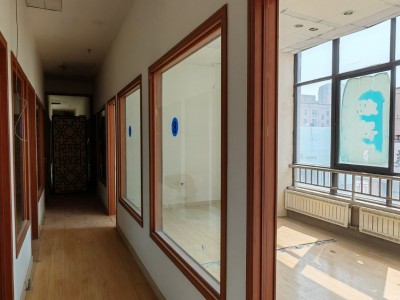 刘南宅沿街黄金位置三楼280平整体出租转让图5